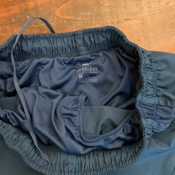 Nike Dri-Fit shorts, medium. Deep blue/turquoise color - Picture 2 of 4